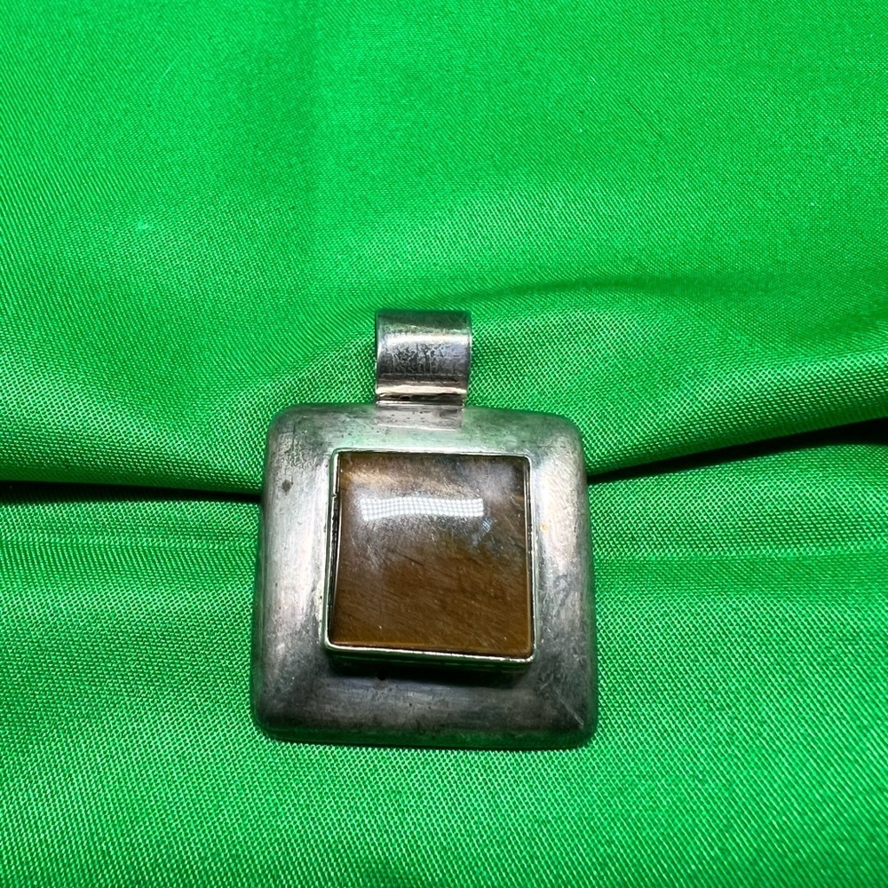 Mexican Silver 925 and Tiger's Eye Pendant